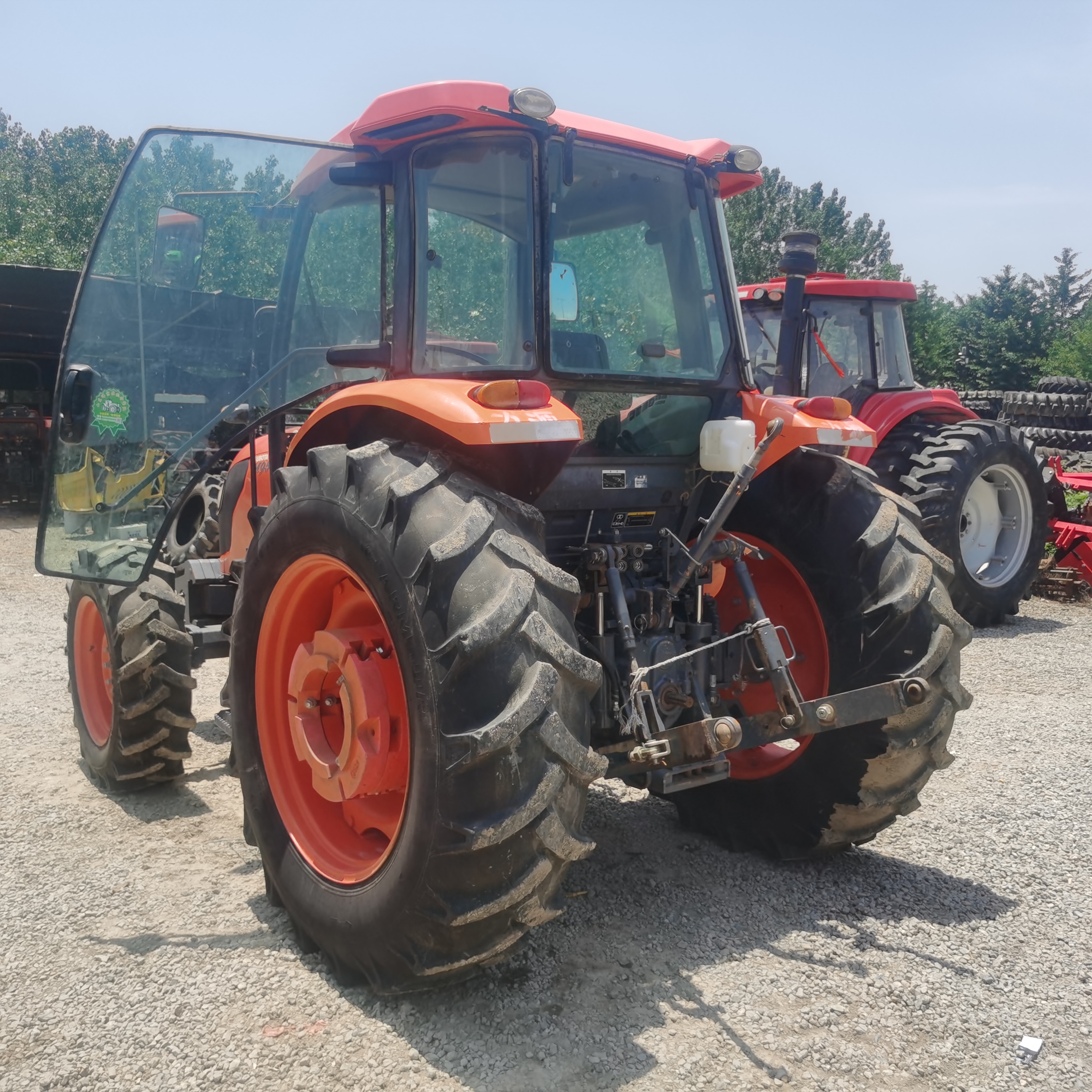 Segunda mano Compact KUBOTA M954 95HP Nuevo tipo tractor